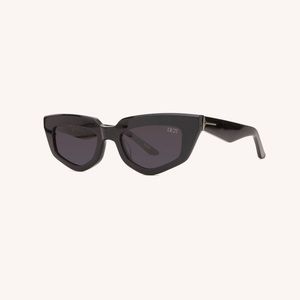 Dezi “On Read” Sunglasses
